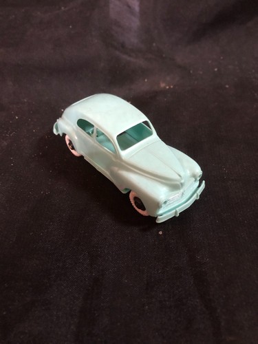 Voiture plastique bonux 203 - voiture,