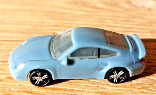 Petite voiture plastique - petite,