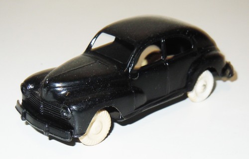 Voiture peugeot 203 - voiture,